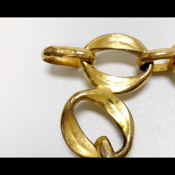 SOLD Authentic vintage Chanel gold chain belt - Picture 5 of 6